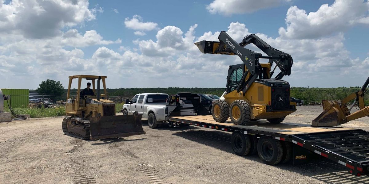 Debris Hauling | Construction Haul Offs - Canyon Lake Land Clearing